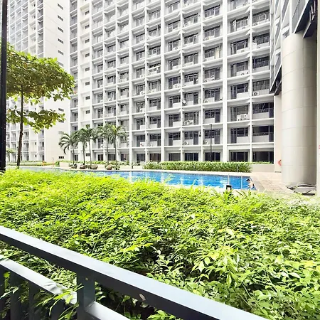 Claysky Staycation At Shore 2 Residences Tower 2 Near Mall Of Asia- Hotel Set Up In Amenity And Pool Level With Netflix, Hbo Max & Youtube Premium
