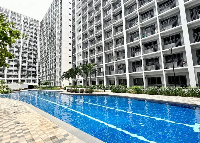 Claysky Staycation At Shore 2 Residences Tower 2 Near Mall Of Asia- Set Up In Amenity And Pool Level With Netflix, Hbo Max & Youtube Premium Aparthotel Manila