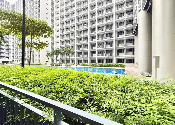 Claysky Staycation At Shore 2 Residences Tower 2 Near Mall Of Asia- Set Up In Amenity And Pool Level With Netflix, Hbo Max & Youtube Premium 4*