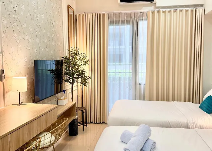 Claysky Staycation At Shore 2 Residences Tower 2 Near Mall Of Asia- Set Up In Amenity And Pool Level With Netflix, Hbo Max & Youtube Premium Aparthotel Manila